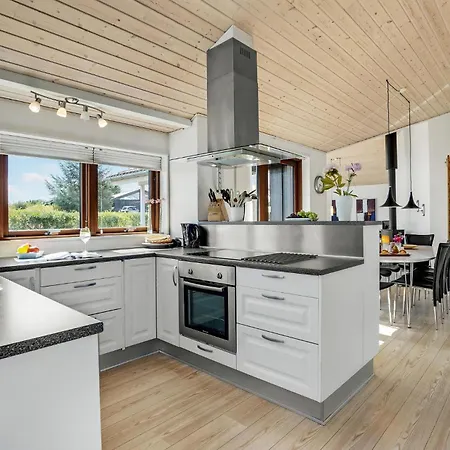 Nyaraló Rorbaeksovej Ejstrupholm V *