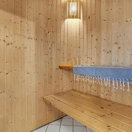 Rorbaeksovej Ejstrupholm V *